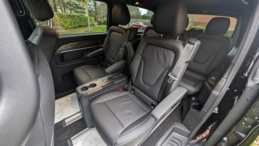 Mercedes-Benz V Class 2.0 V300d AMG Line G-Tronic+ Euro 6 (s/s) 5dr 8 Seat XLWB